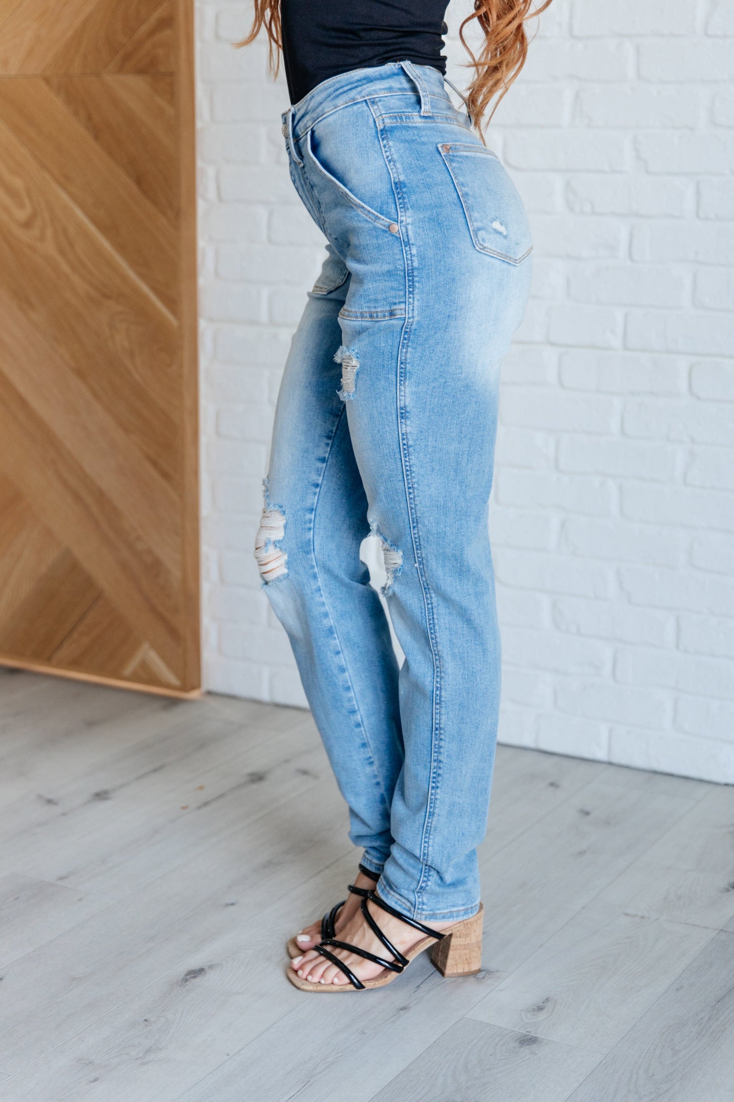 Aiden High Rise Patch Pocket Distressed Boyfriend Jeans (Tall/Long Friendly)