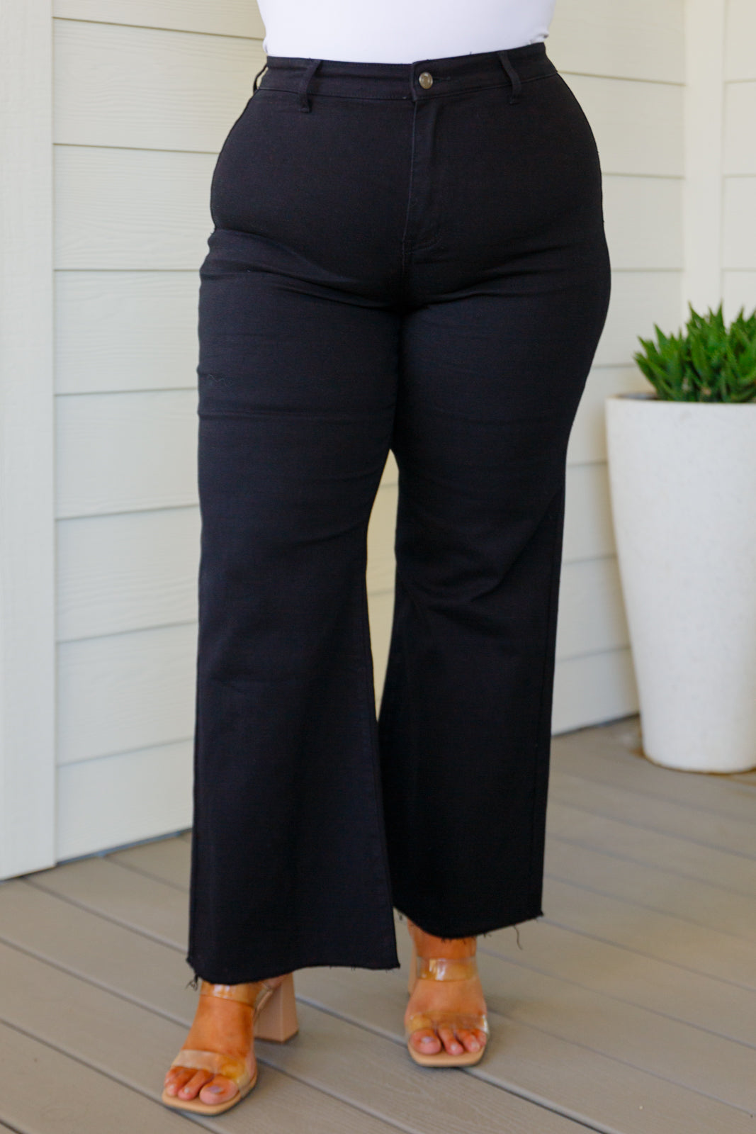 Sample: August High Rise Wide Leg Crop Jeans in Black