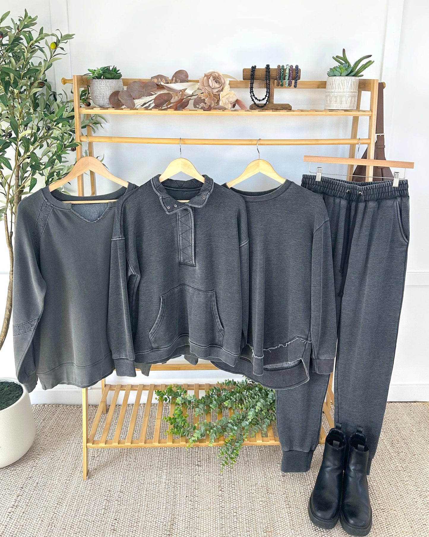 Michelle Mae Vintage Wash Pullover - Black