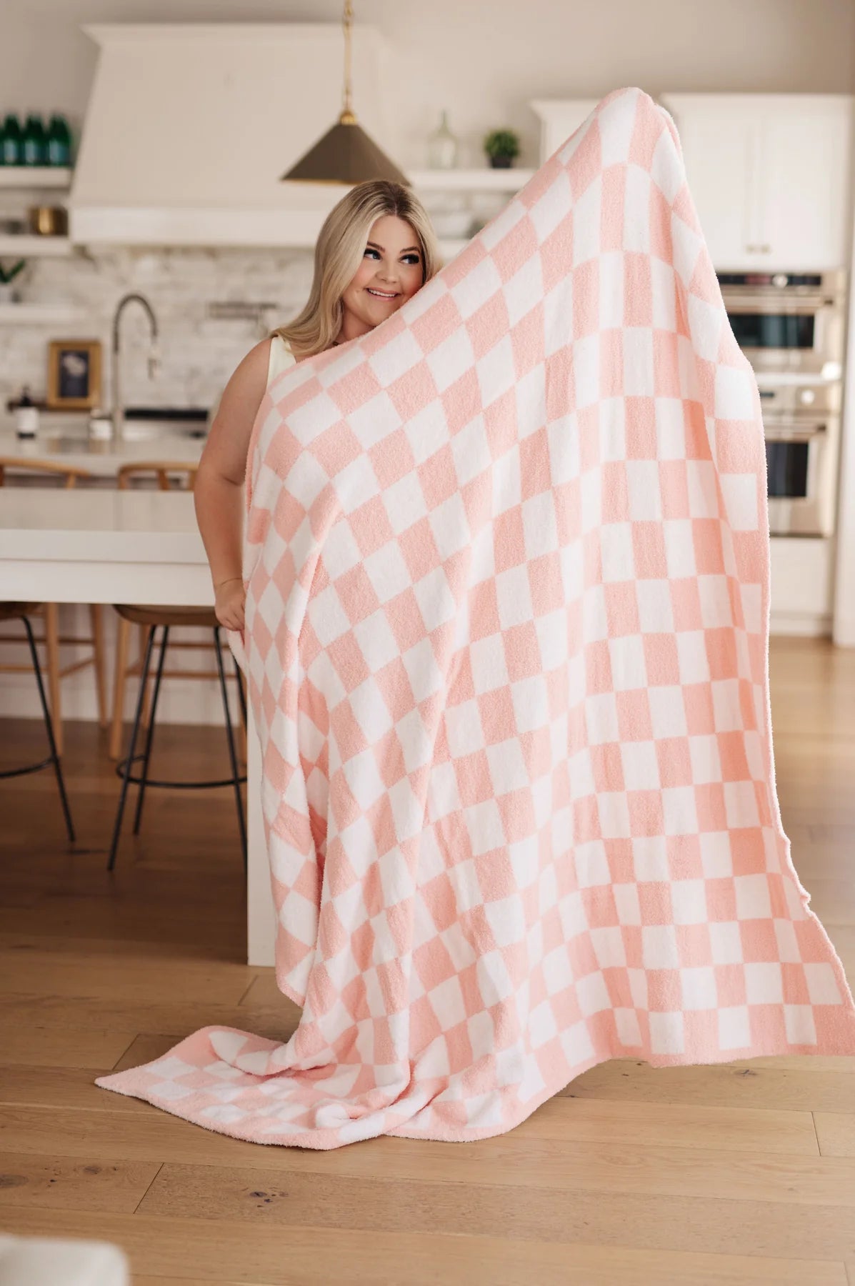 Doorbuster: Penny Blanket Single Cuddle Size in Pink Check