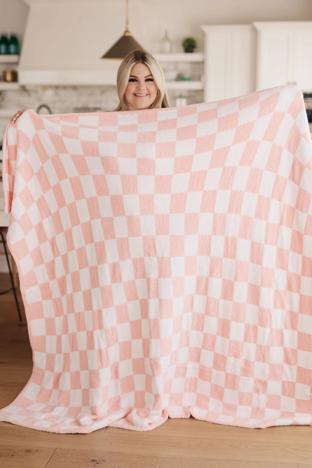 Doorbuster: Penny Blanket Single Cuddle Size in Pink Check