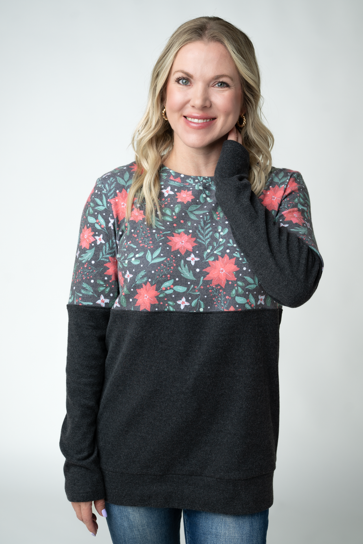 Michelle Mae Natalie Pullover - Poinsettia Nights