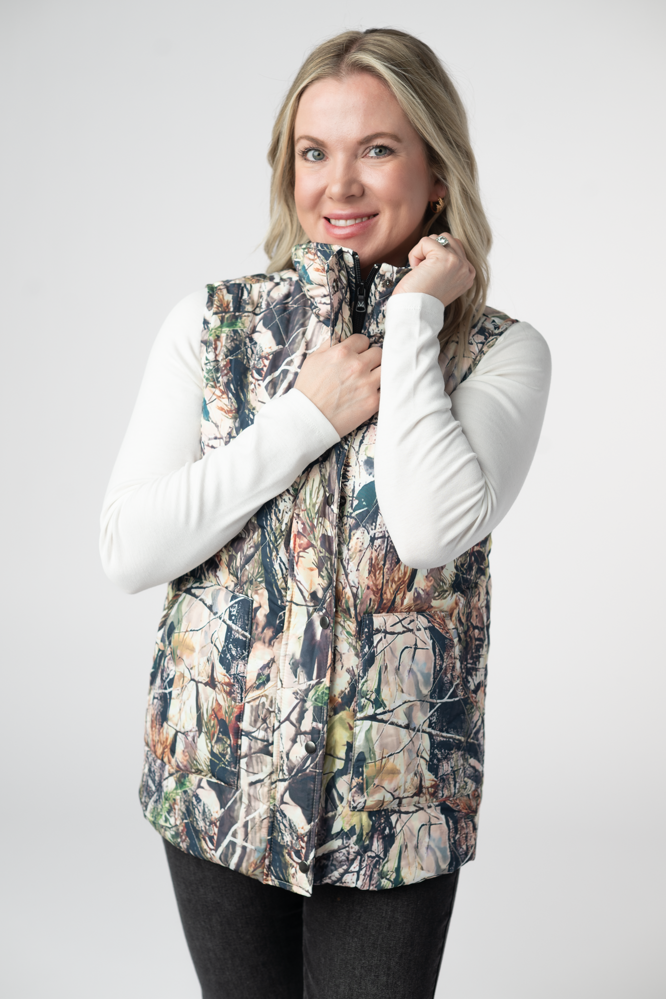 Michelle Mae Remy Zip Up Vest - Dark Camo