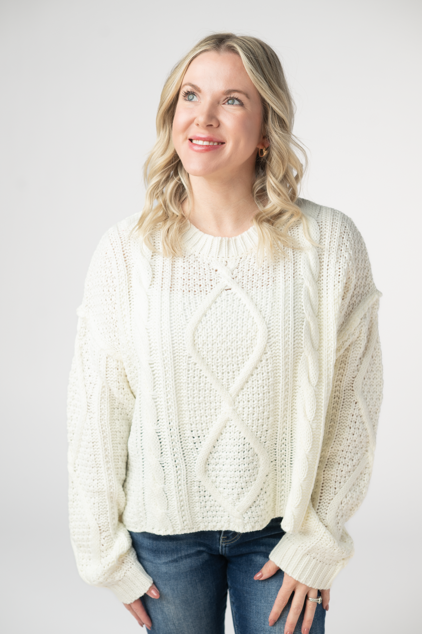 Michelle Mae Cable Knit Sweater - Ivory