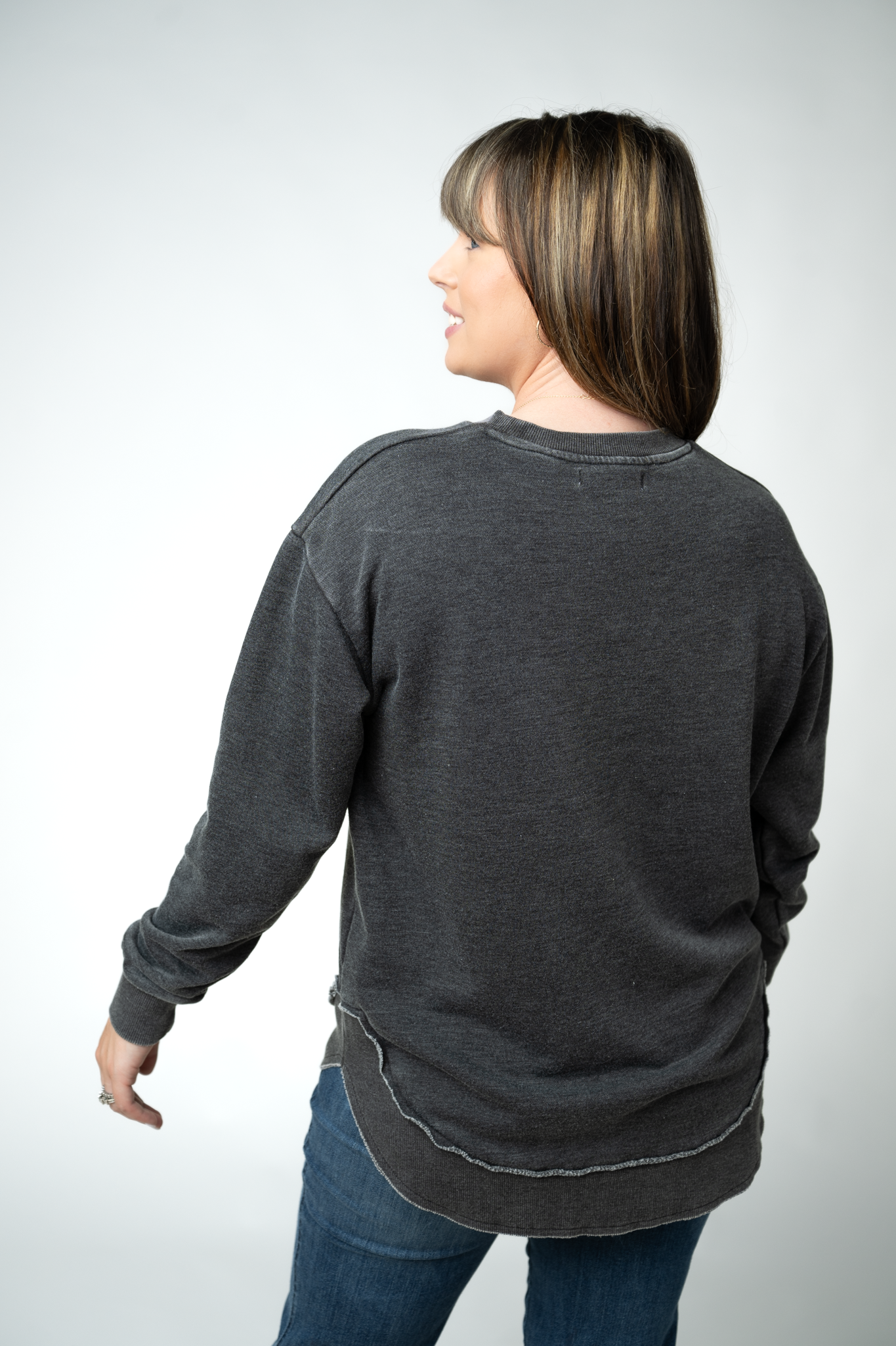 Michelle Mae Vintage Wash Pullover - Black