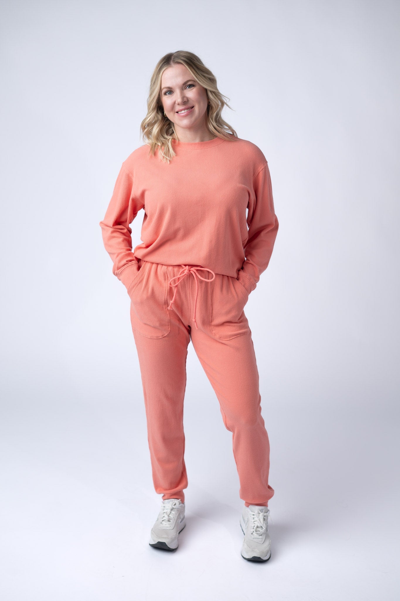 Michelle Mae Corrine Ribbed Pullover Top - Coral