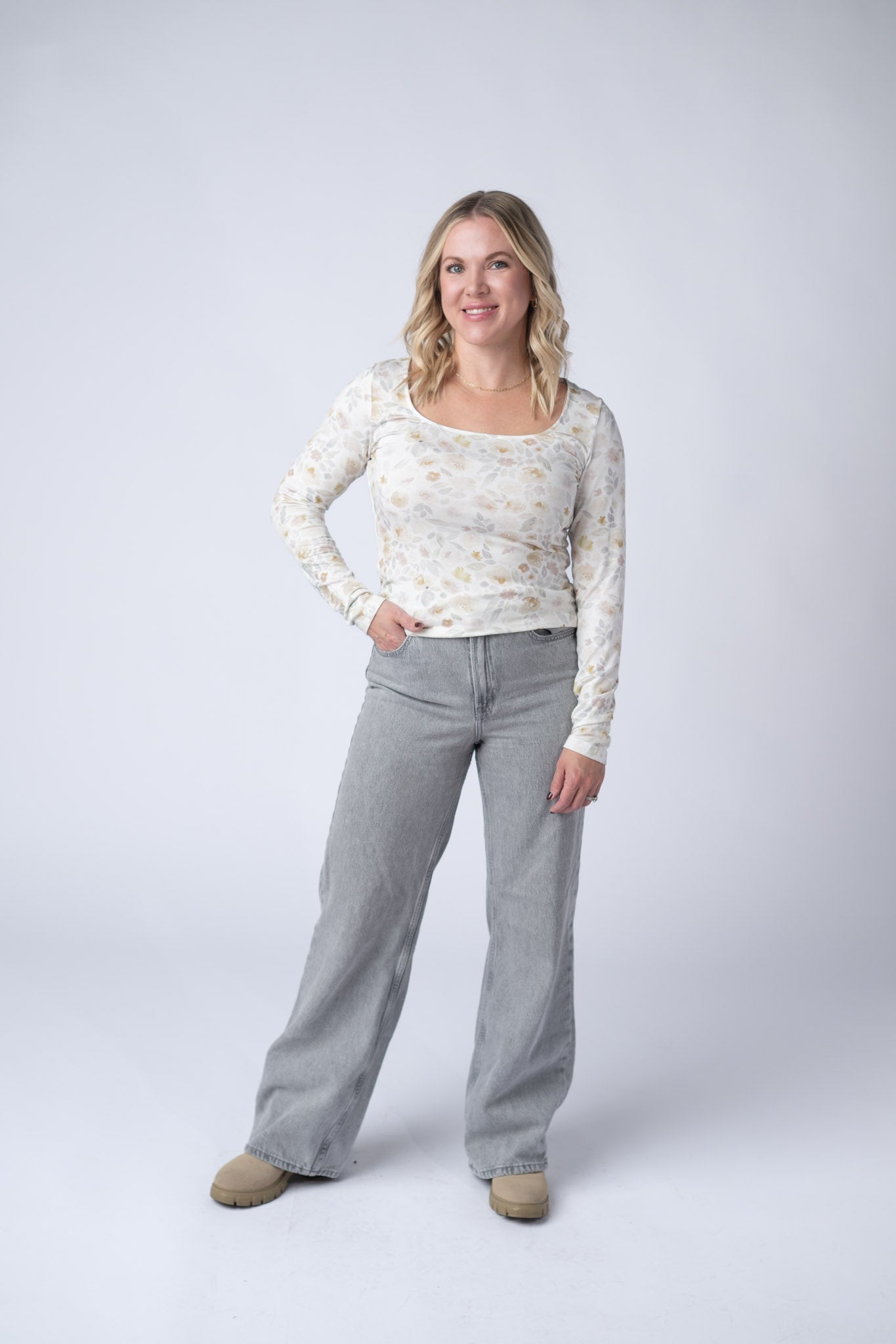 Michelle Mae Alyssa Long Sleeve Top - Blush Floral