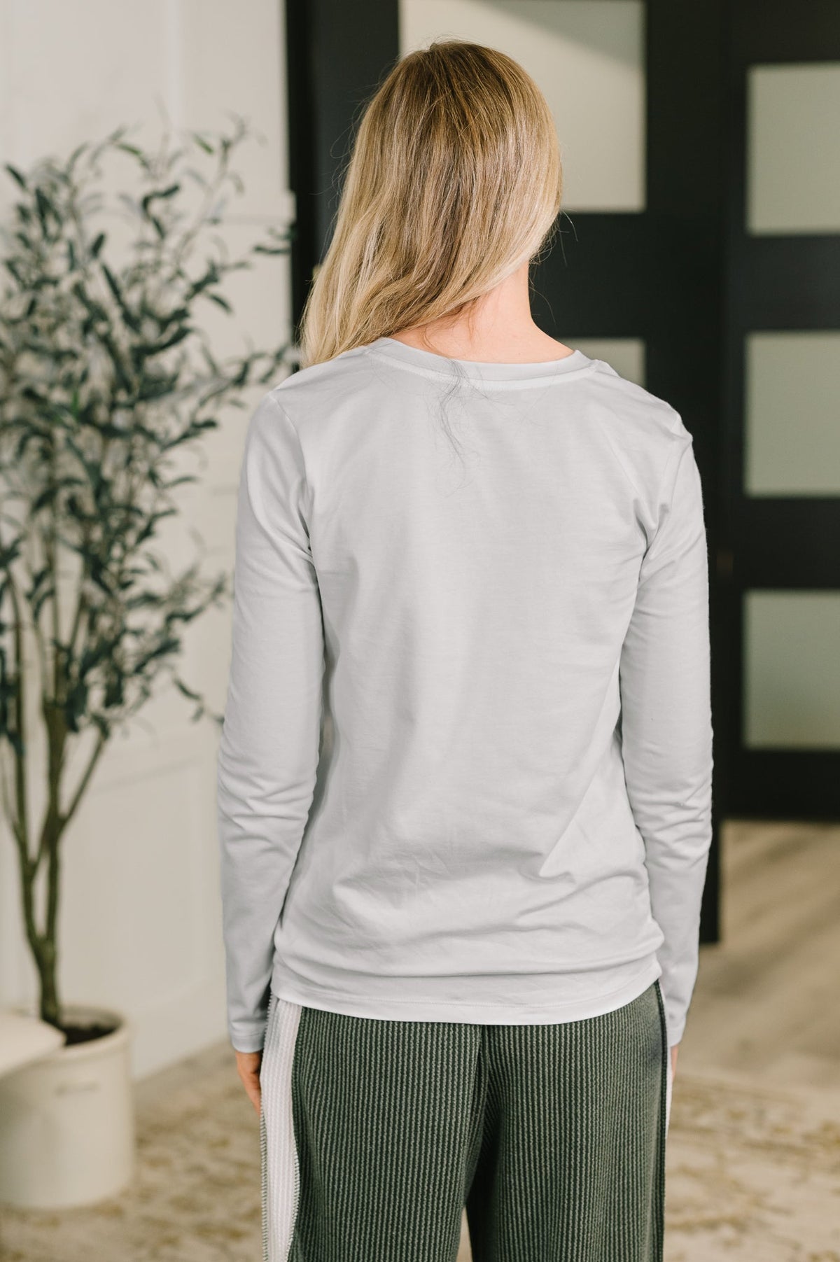 Down to the Basics Long Sleeve Top in Heathered Grey