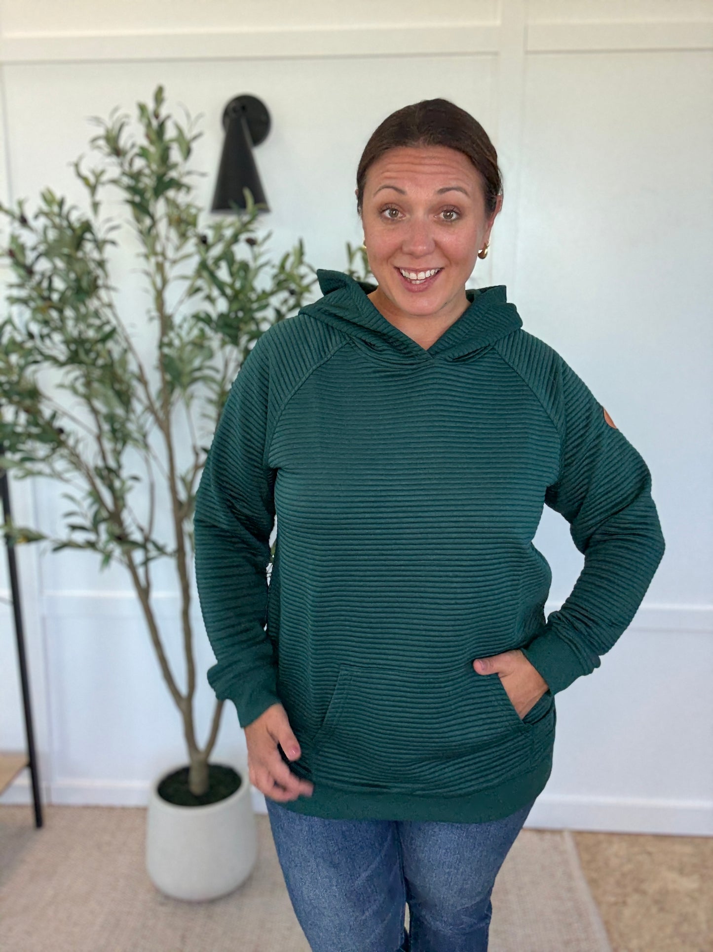 Michelle Mae Tatum Textured Pullover Hoodie - Hunter Green