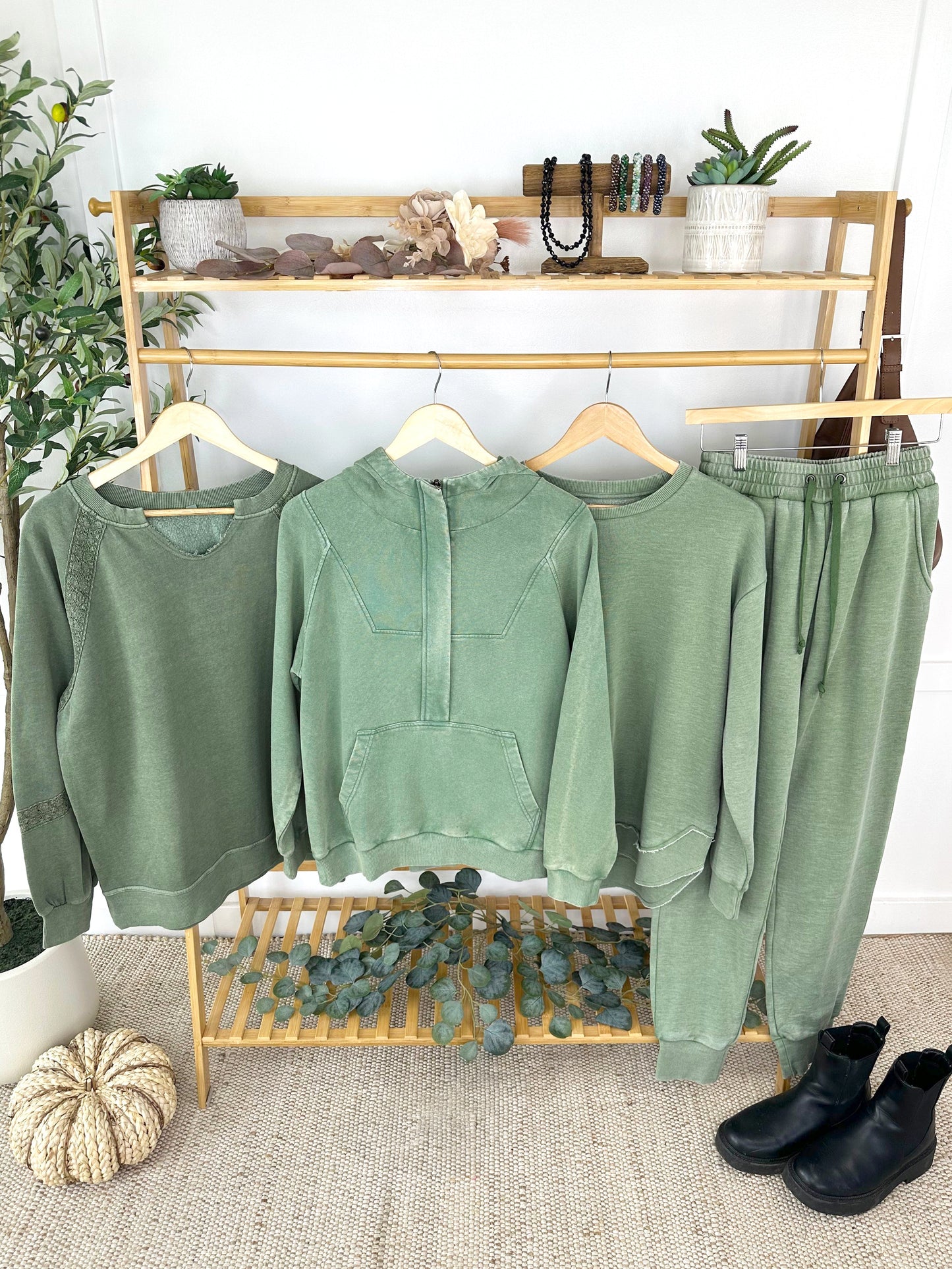 Michelle Mae Vintage Wash Pullover - Olive