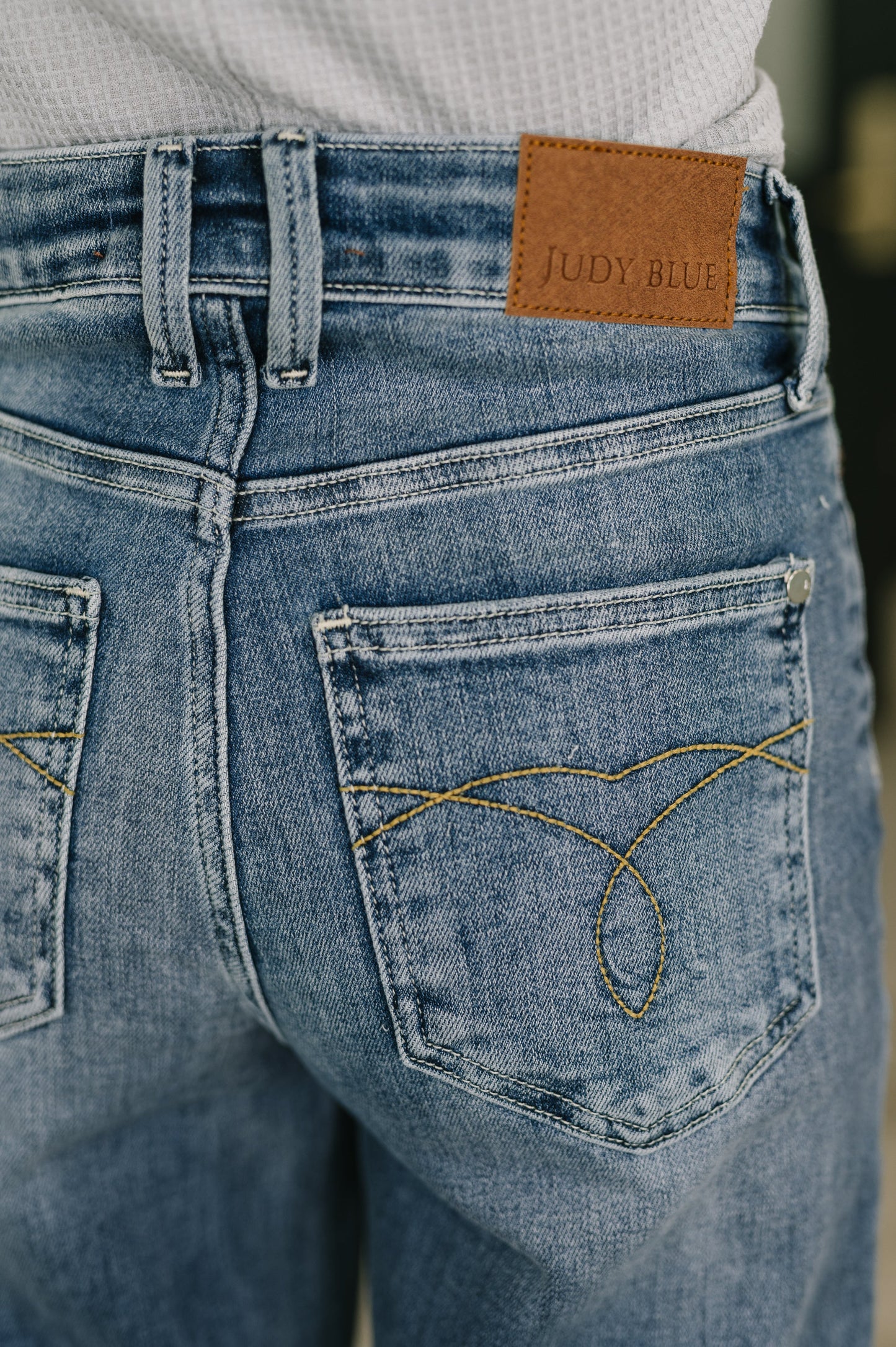 Holly Mid Rise Straight Judy Blue Jeans