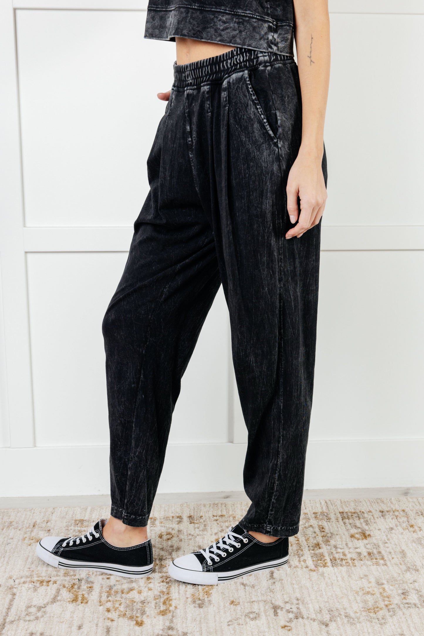 Limber Up Straight Leg Pants in Black