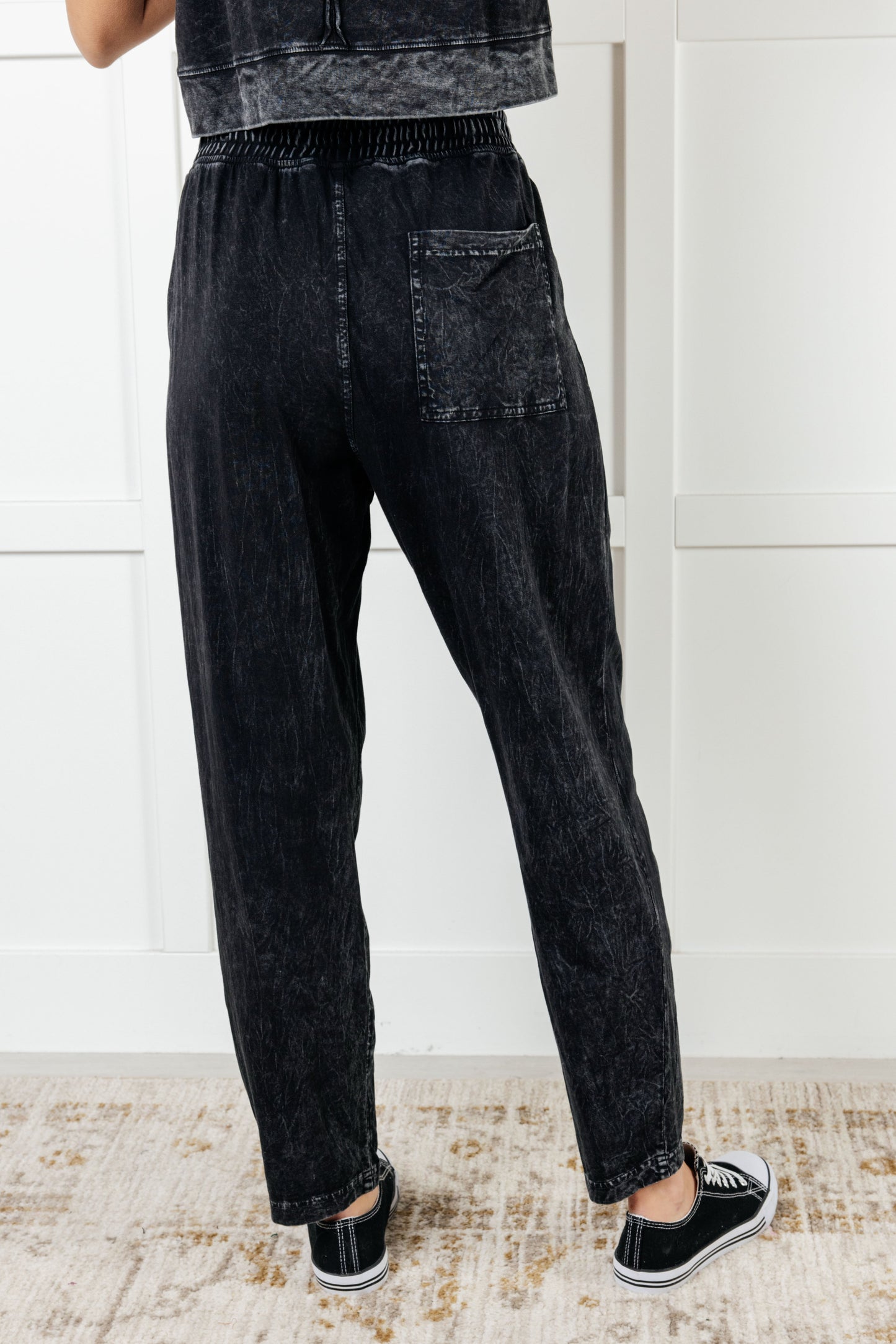 Limber Up Straight Leg Pants in Black