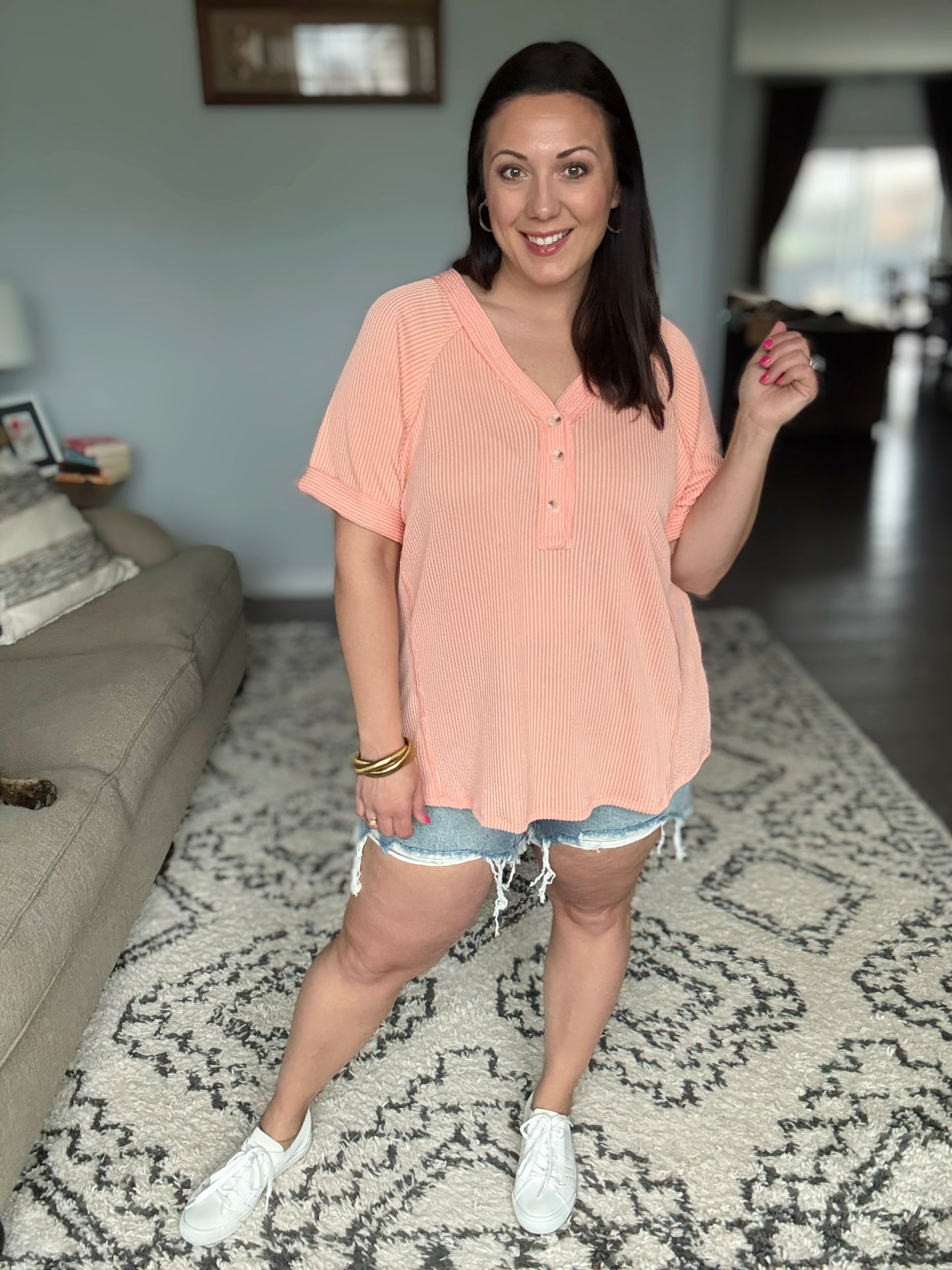 Plain and Sassy V-Neck Tee in Champagne Peach