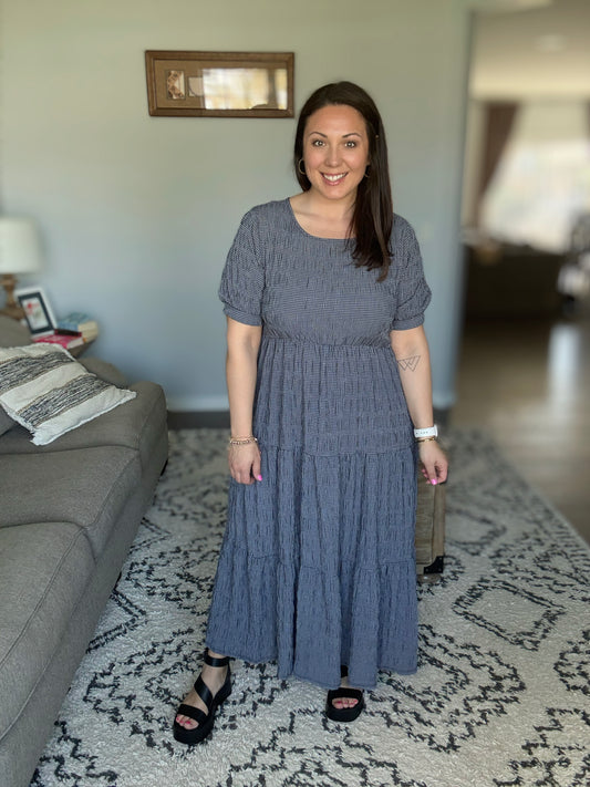 BOMBOM Textured Short Sleeve Tiered Maxi Dress