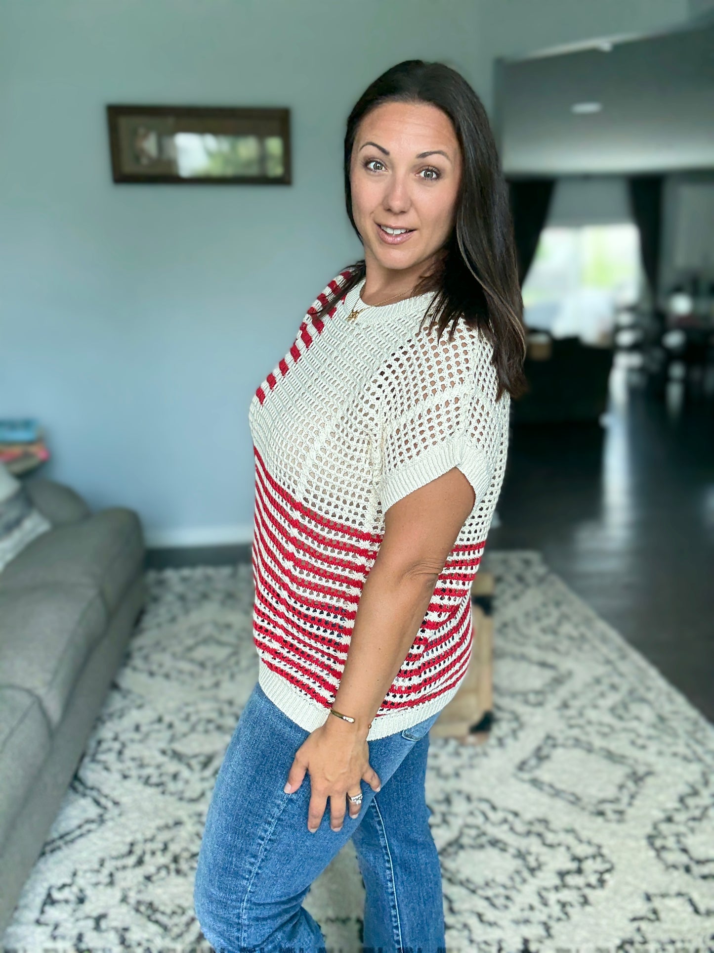 Vibes Don't Lie Net Short Sleeve Top