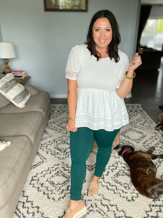 Magic Skinny 28" Pants in Hunter Green