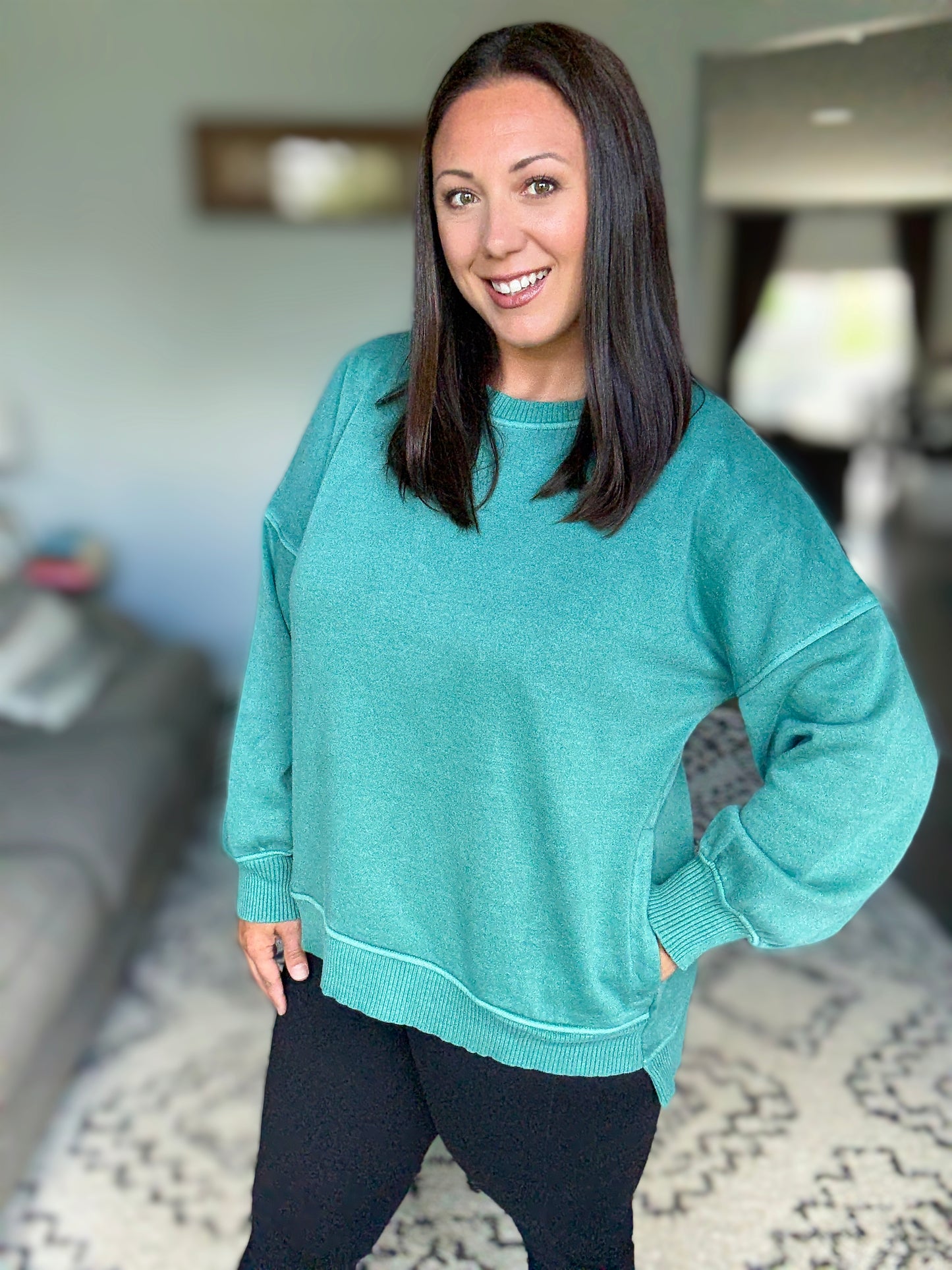 Talk Cozy to Me Stepped Hem Pullover in Dark Green