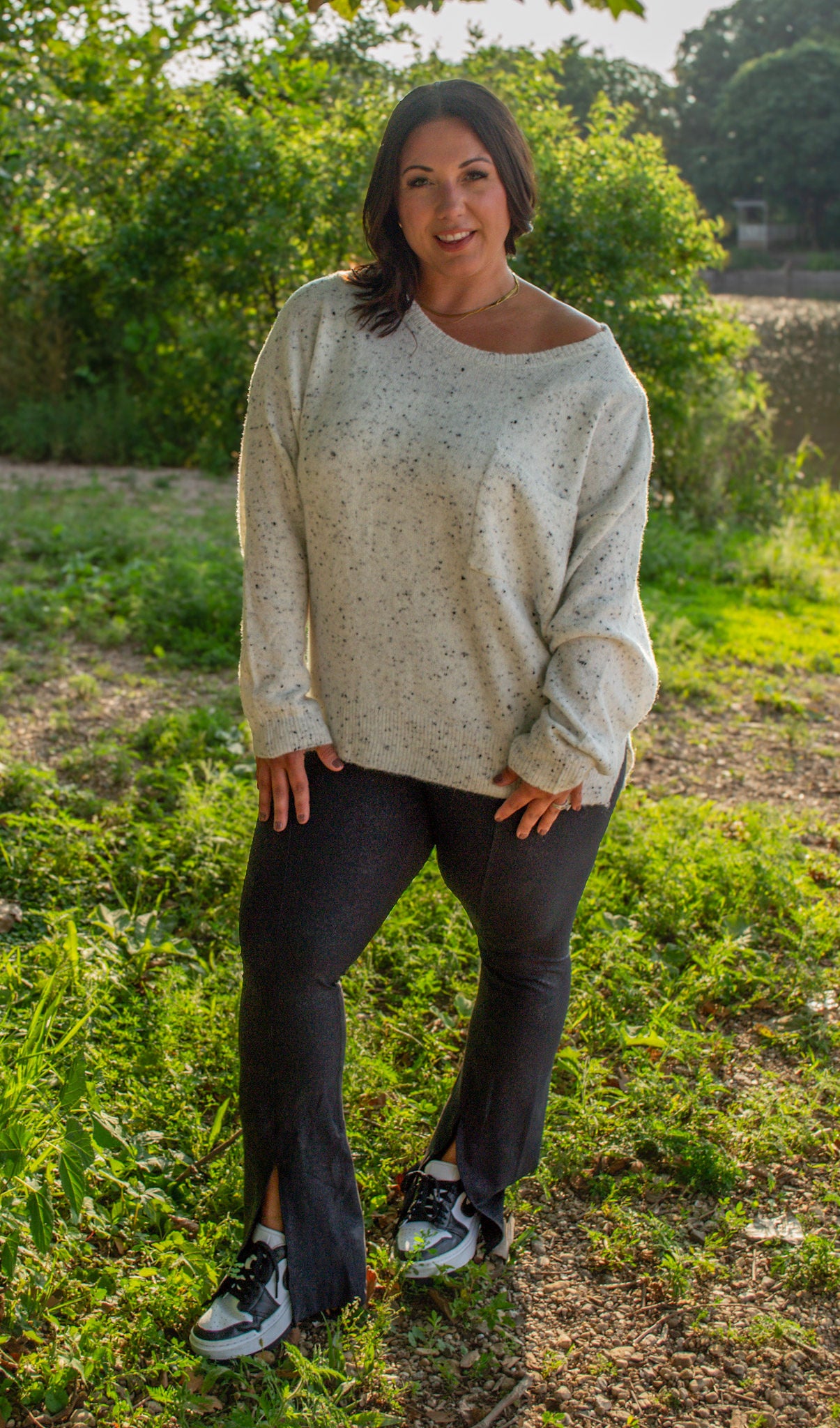 Steal The Show Pebble Front Slit Leggings
