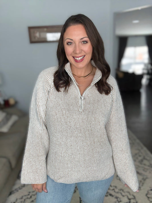 BiBi Two Tone Rib Texured Knit Collared Top with Zip Up in Light Taupe