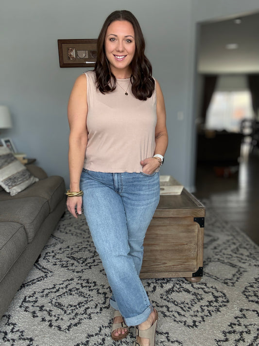 Aubrey Mid Rise Boyfriend Jeans