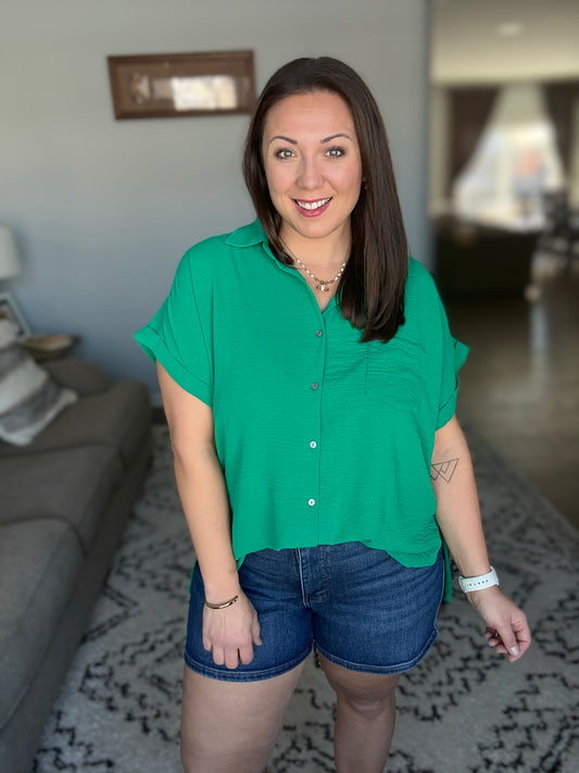 Keep Up Collared Button Down in Green