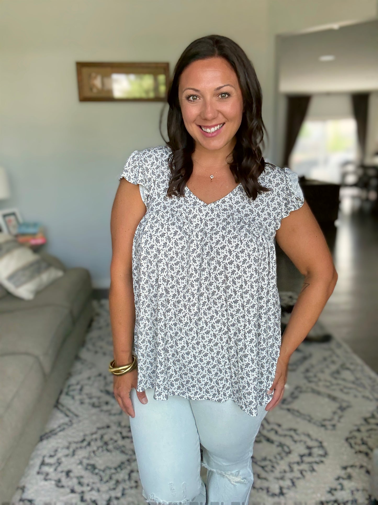 Bloom Service V-Neck Blouse in Ivory