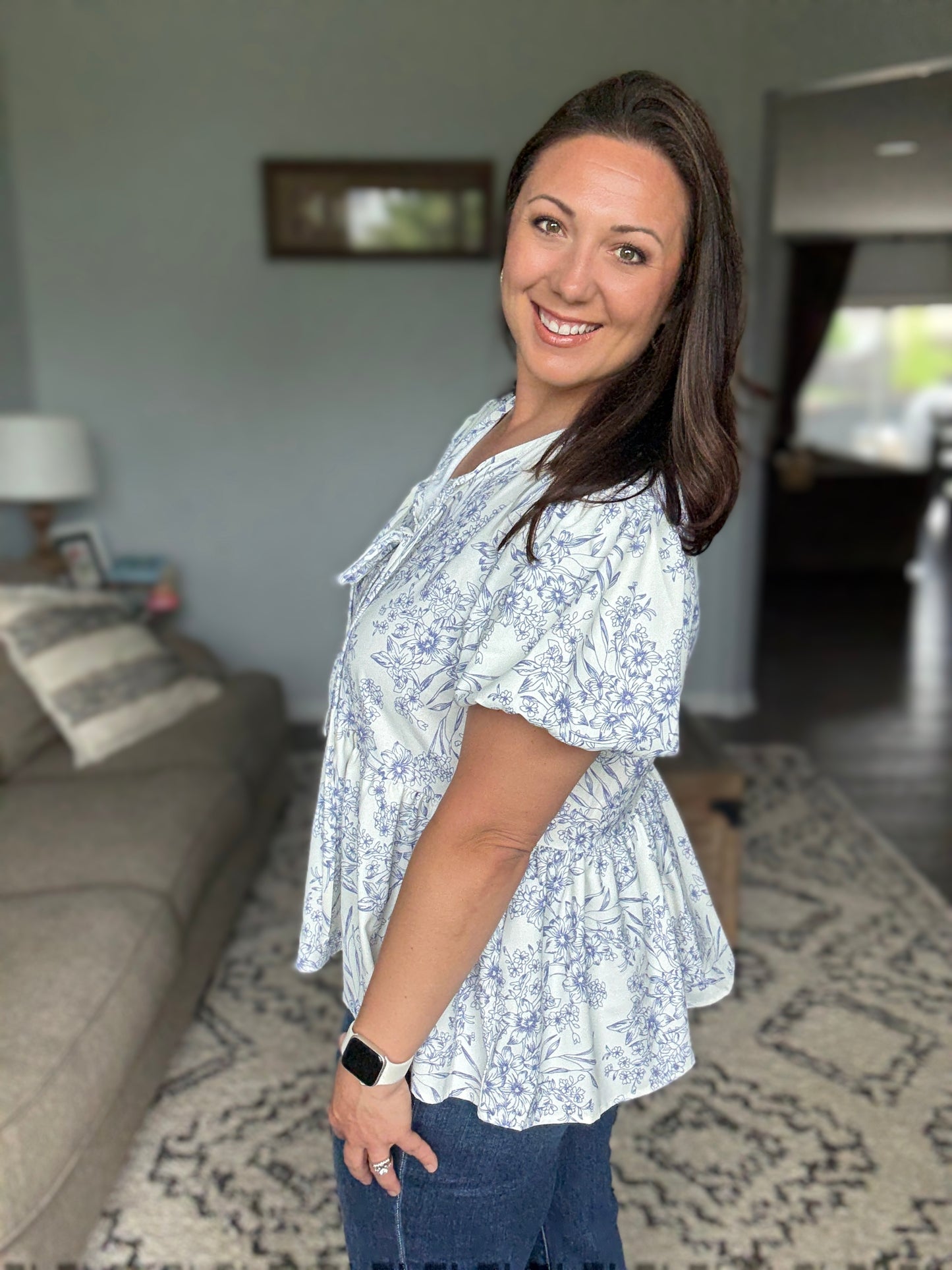 Dainty Lil' Thing Balloon Sleeve Blouse in Ivory/Blue