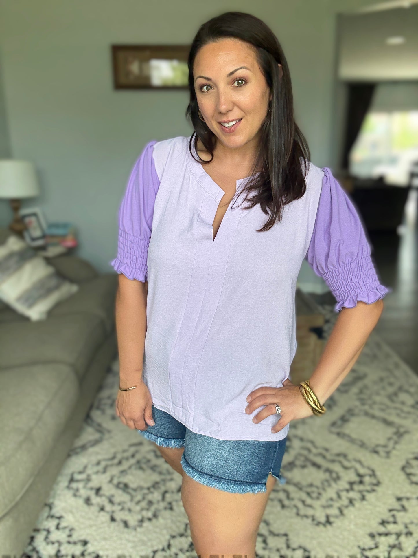 BiBi Air Flow Color Block Puff Sleeves V Neck Top in Lilac