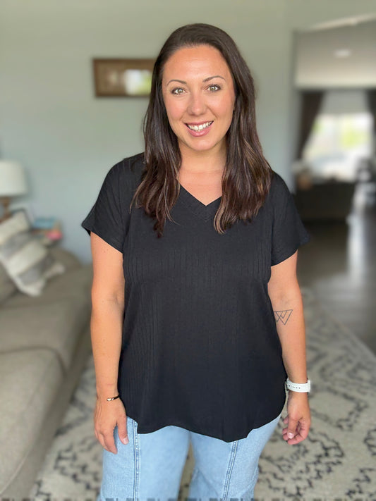 Top Shelf Basic V-Neck Ribbed Tee in Black