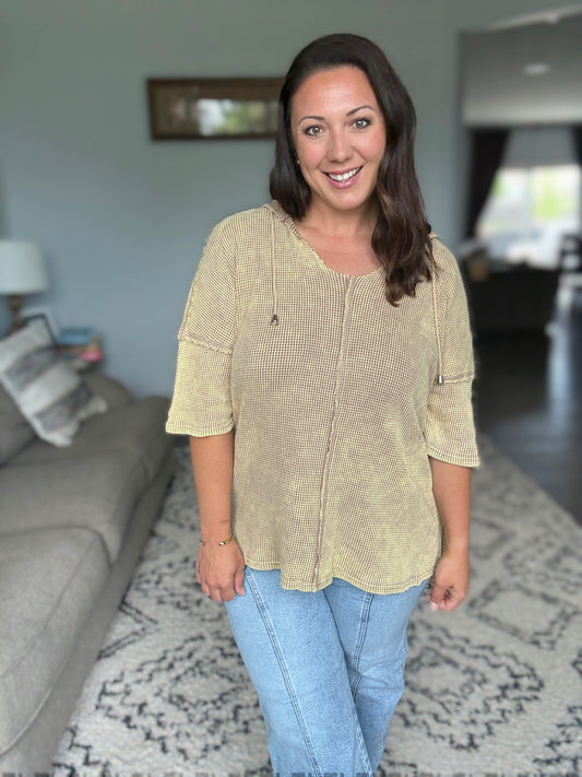 BiBi Mineral Washed Short Sleeve Hoodie Top in Mocha Latte