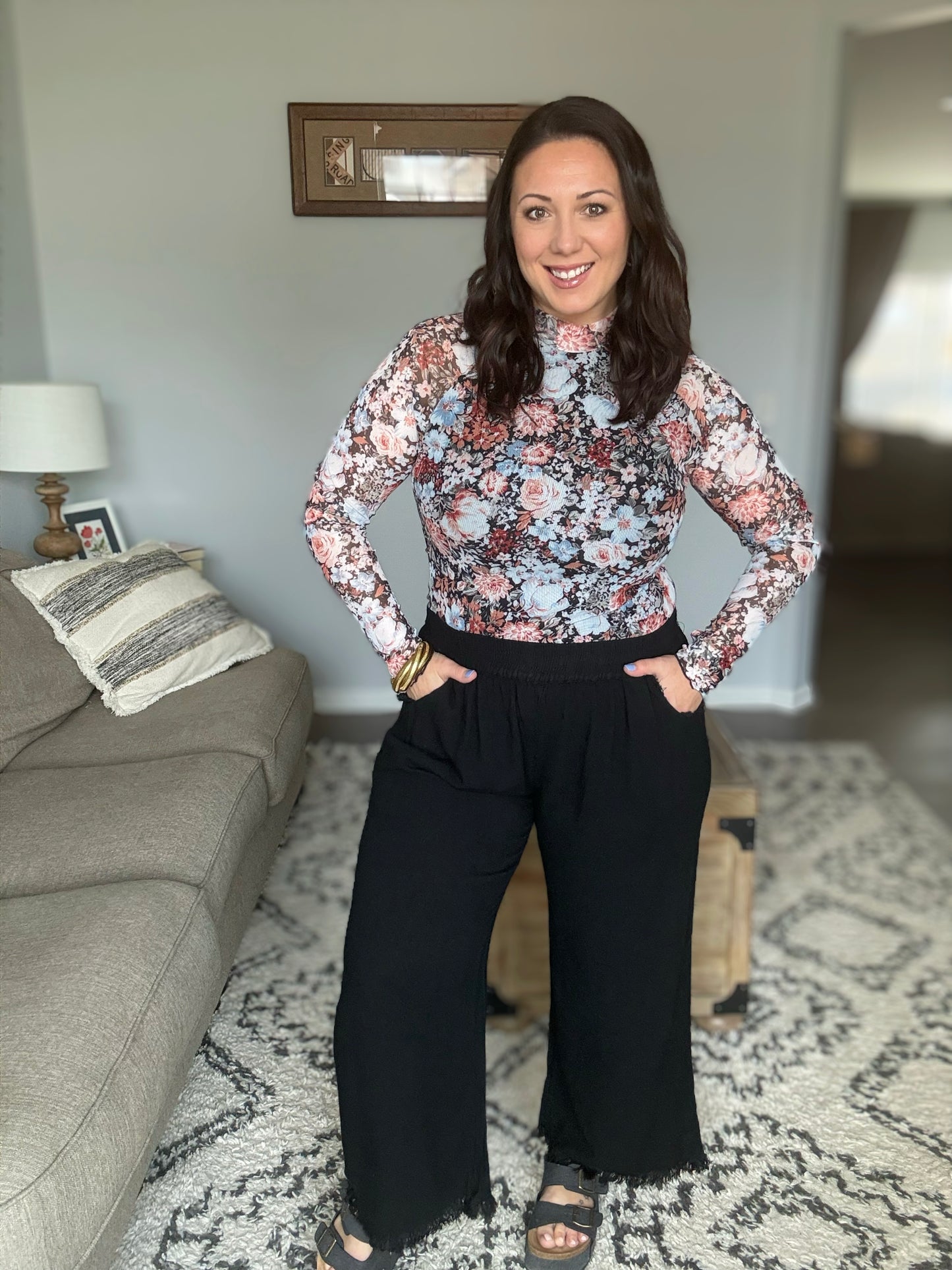 Umgee Linen Blend Wide Leg  Cropped Pants in Black