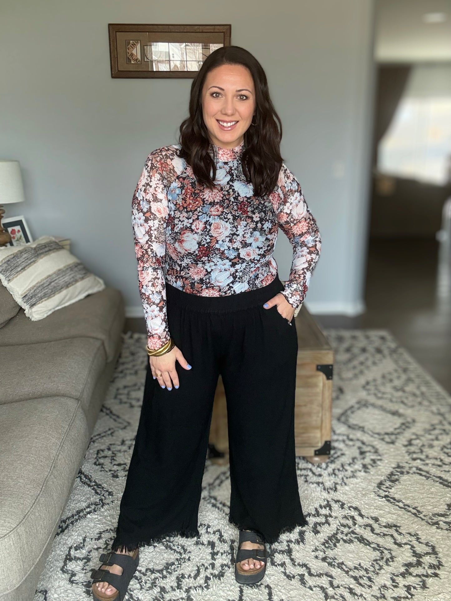 Umgee Linen Blend Wide Leg  Cropped Pants in Black