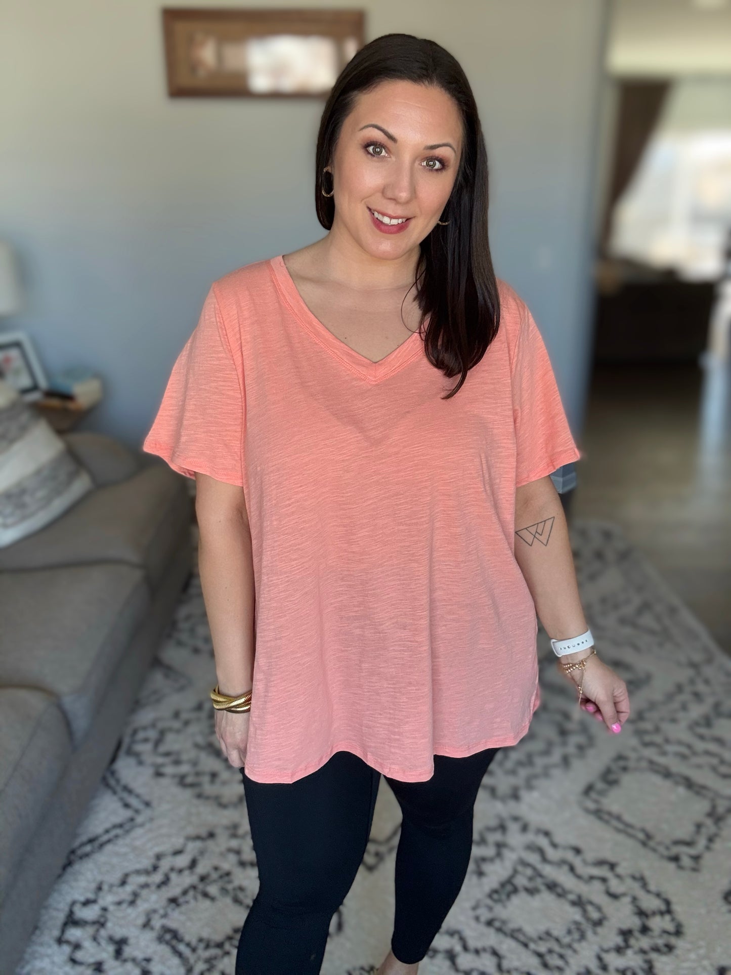 I Don't Have to Choose V-Neck Tee in Apricot Ice