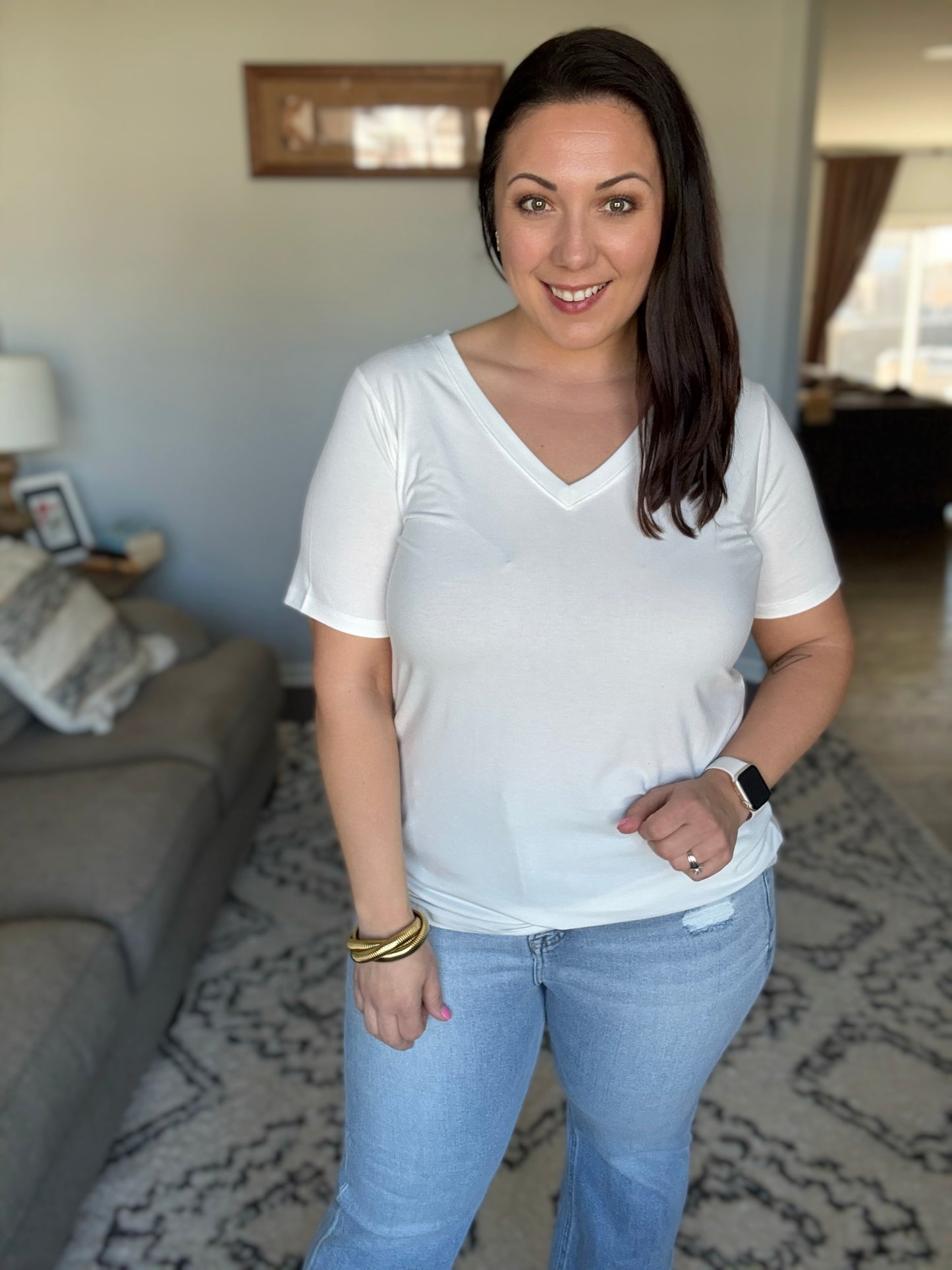 The Every Outfit Basic V-Neck Top in Off White
