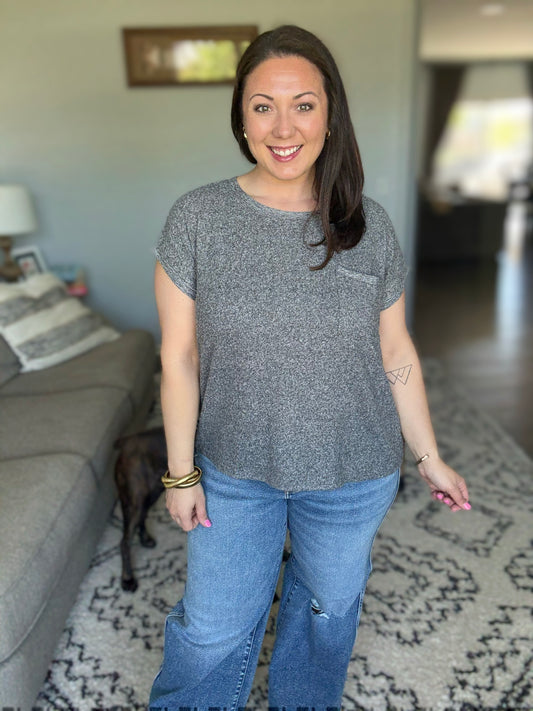 Heathered Harmony Basic Tee in Black