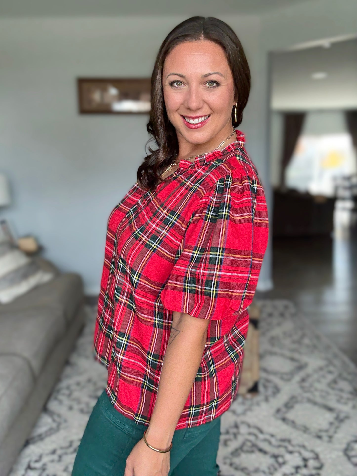 BiBi Christmas Plaid Puff Sleeve Ruffled Blouse