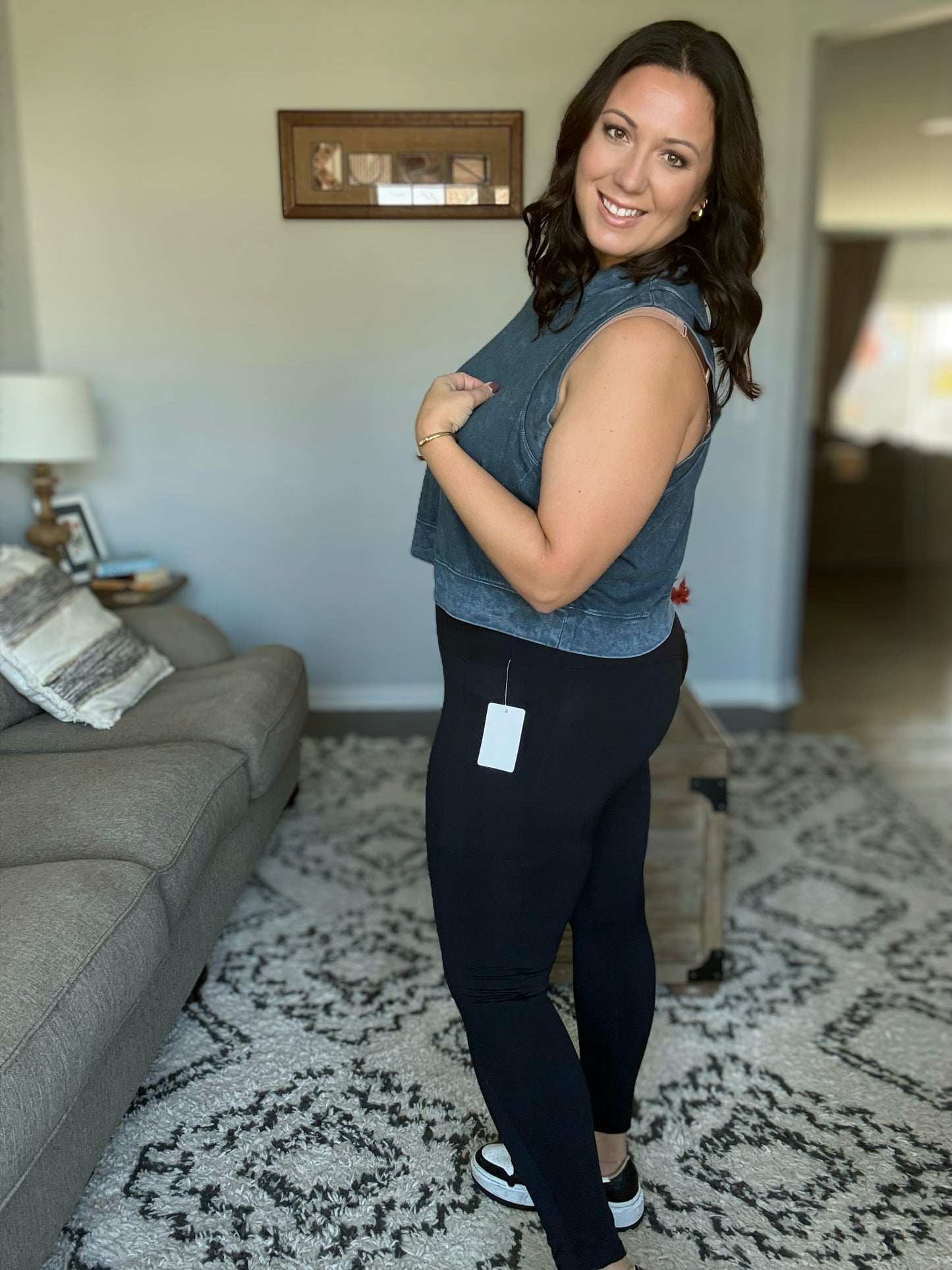 Palmer Pocketed Suck and Tuck Leggings in Black or Navy