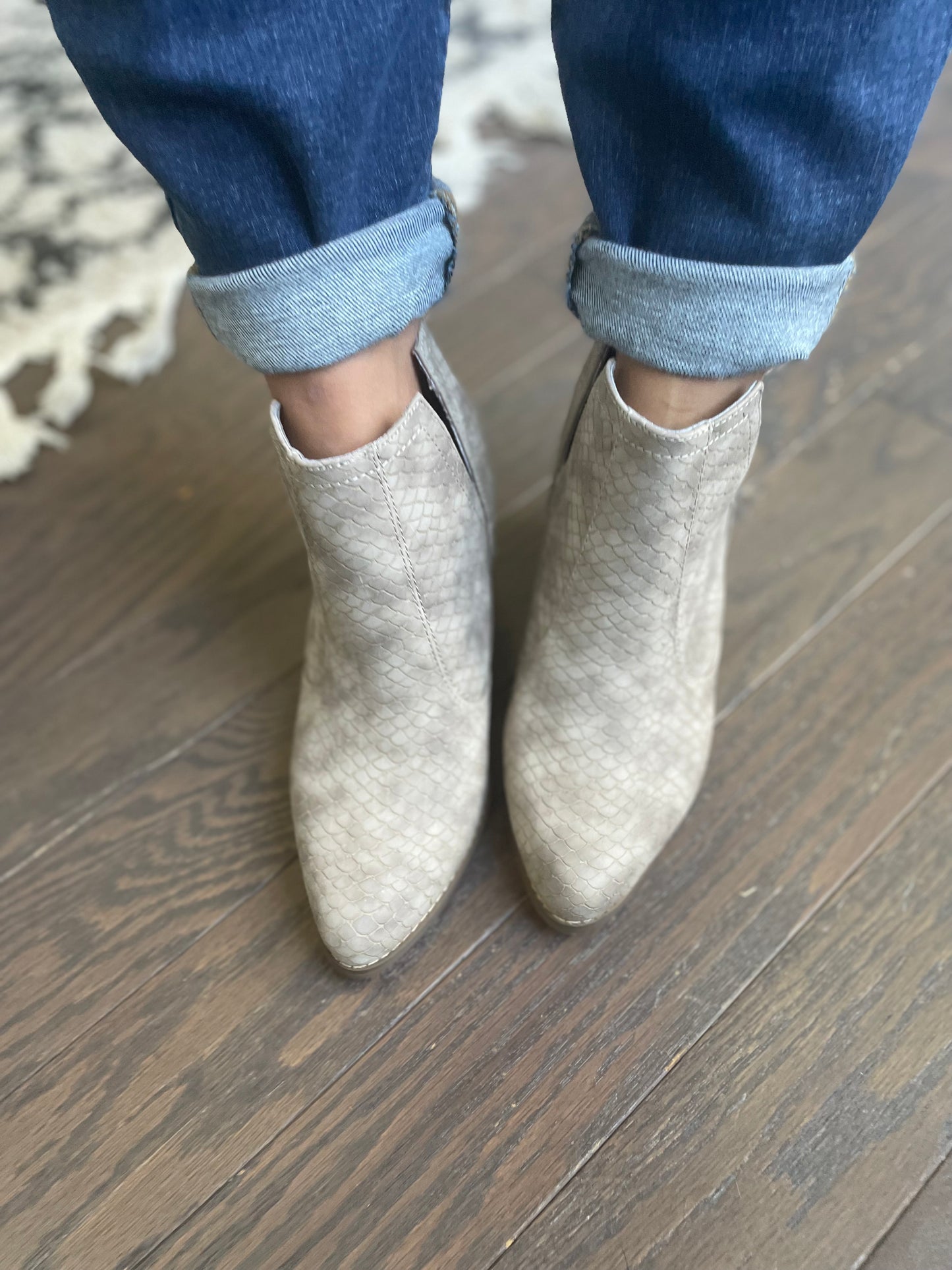 Tarim Bootie in Taupe