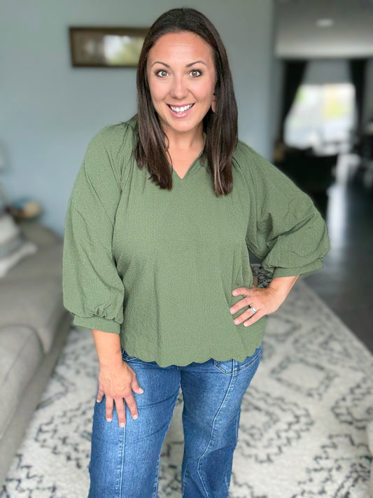 Umgee Textured Notched Balloon Sleeve Blouse in Olive