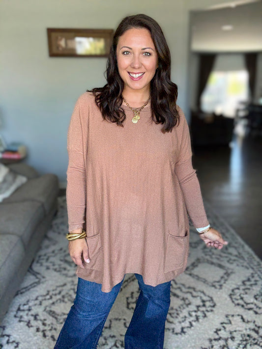 Michelle Mae Naomi Pocket Sweater - Latte