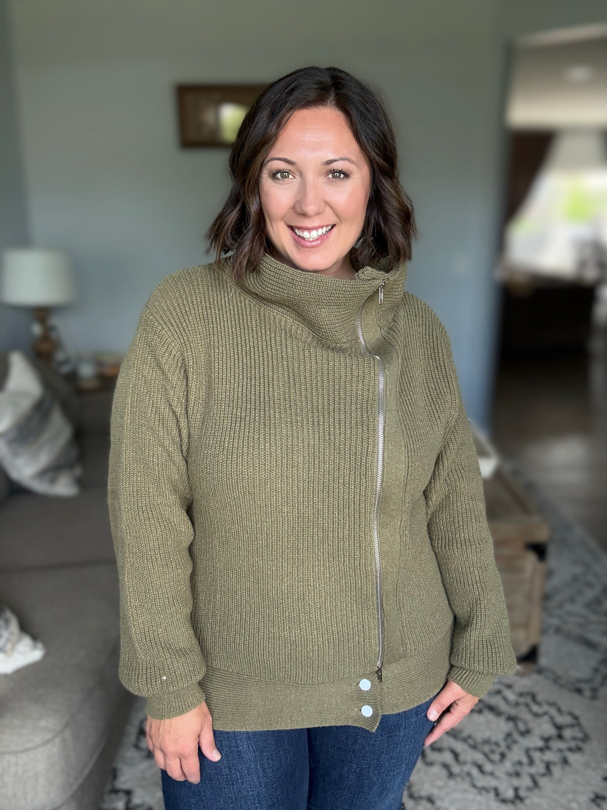 On Set Zip-Up Ribbed Sweater Jacket in Olive