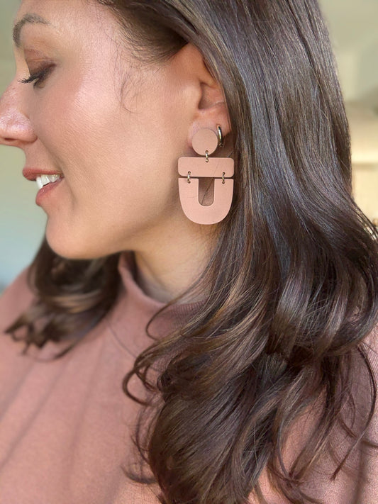 Dreamboat Earrings in Brown