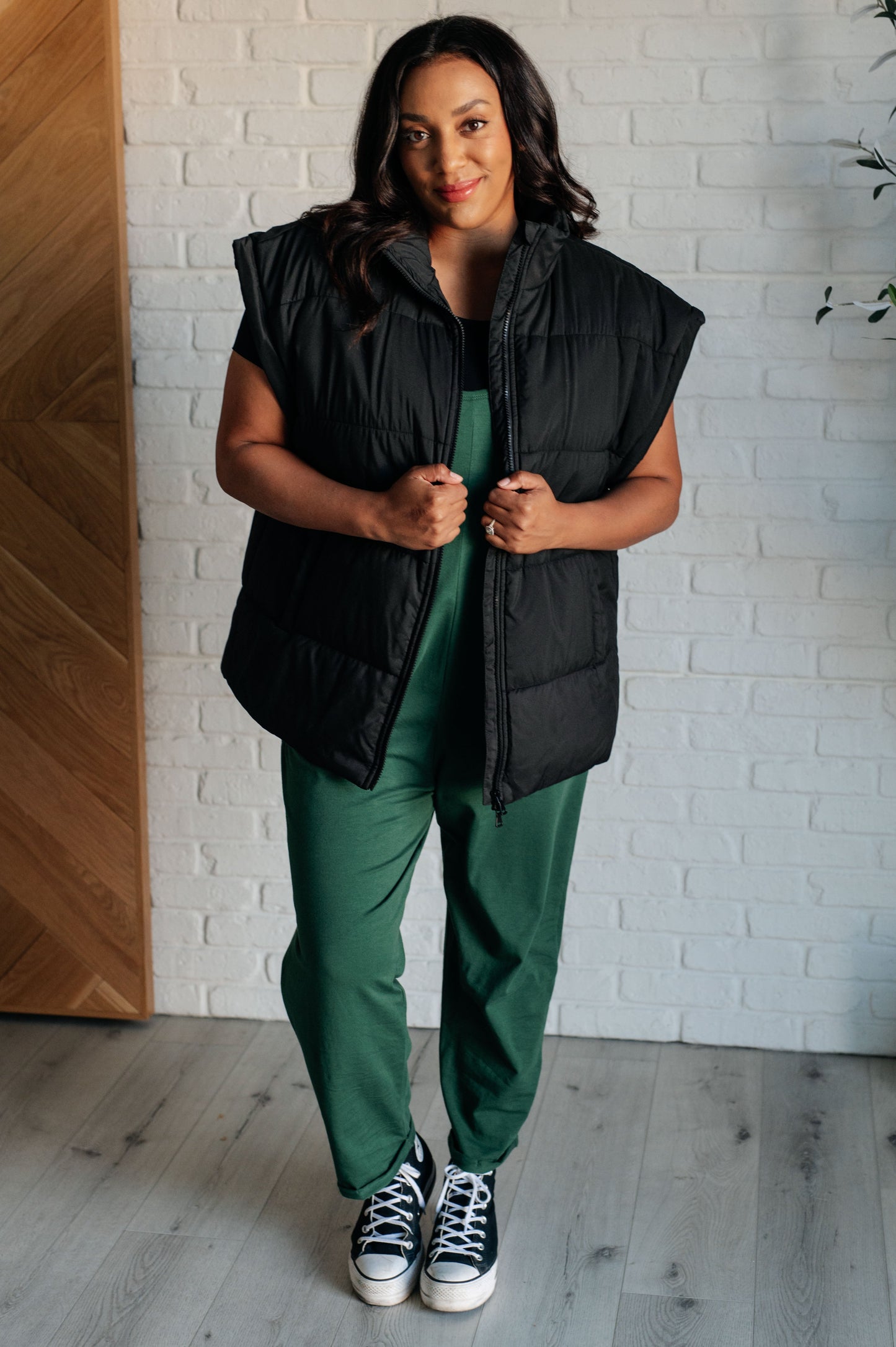 Stadium Seating Puffer Vest in Black