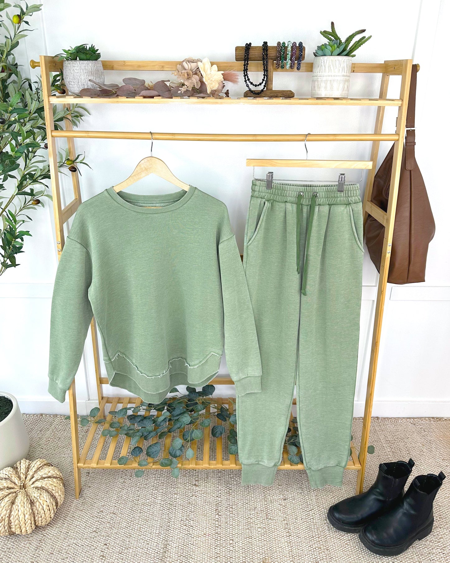 Michelle Mae Vintage Wash Joggers - Olive