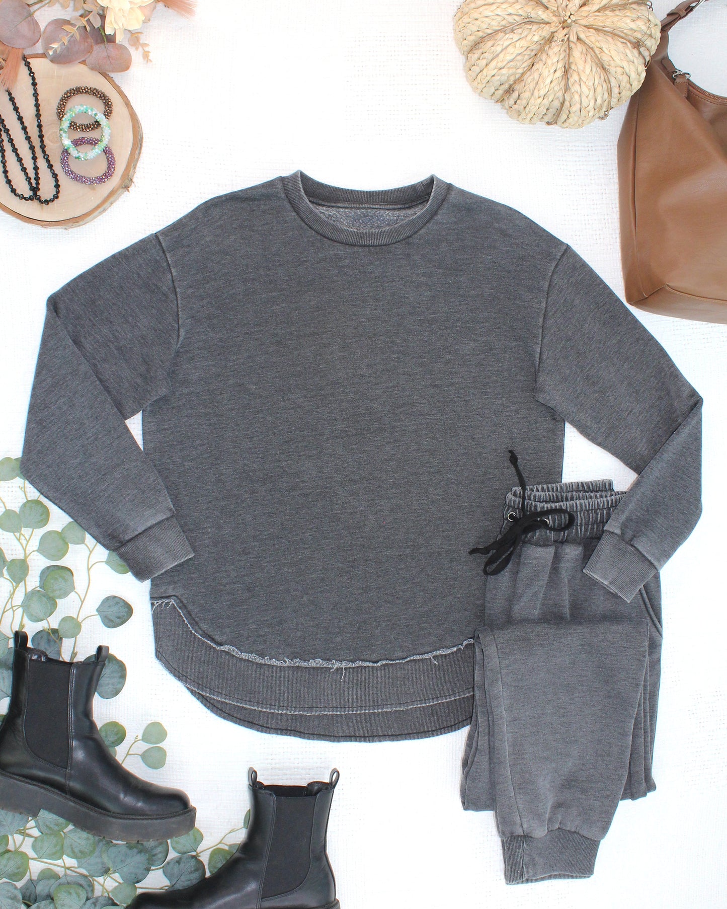 Michelle Mae Vintage Wash Pullover - Black