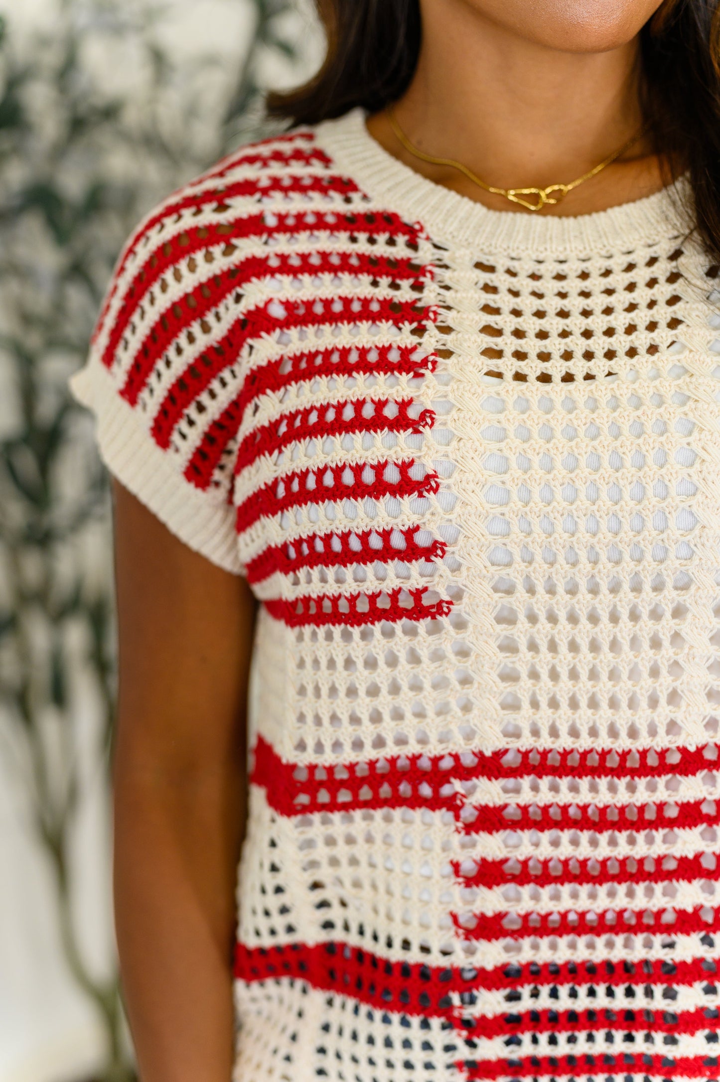 Vibes Don't Lie Net Short Sleeve Top