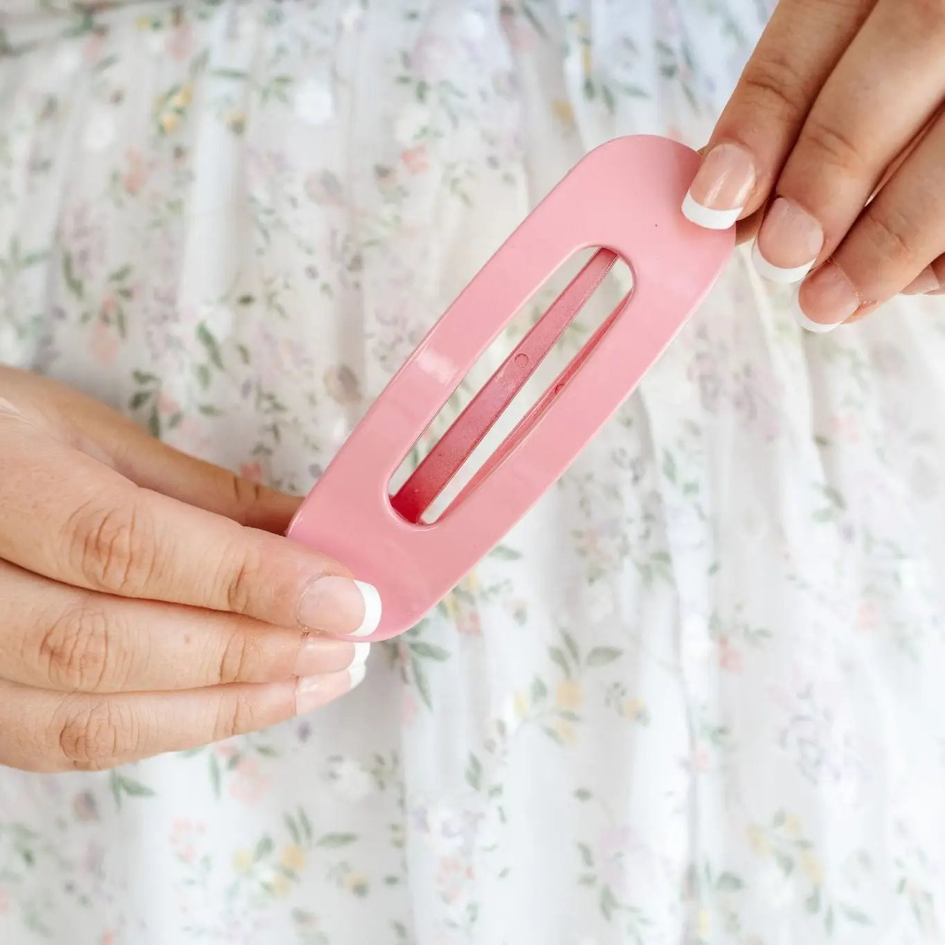 Glossy Flat Claw Clip - 4 options