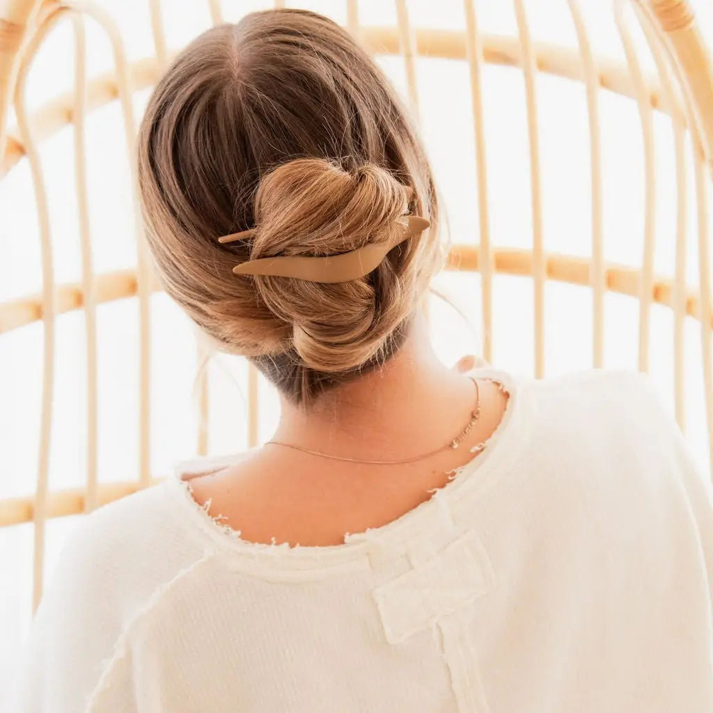 XL Pointed Duckbill Claw Clip - 2 Colors