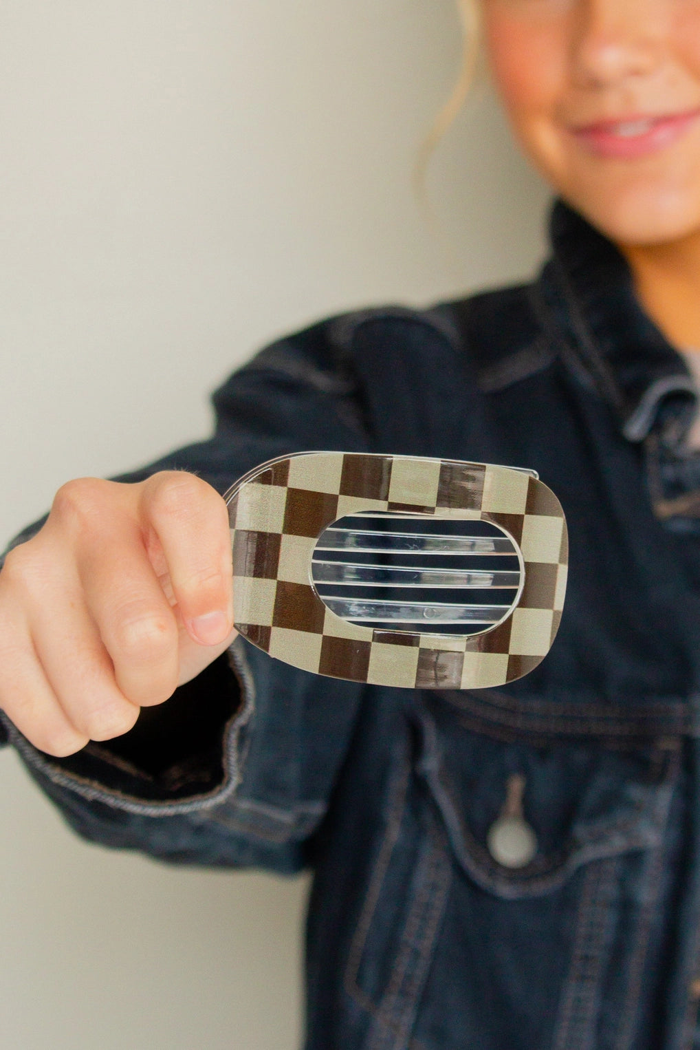 Circle Cutout Flat Claw Clip - 4 options